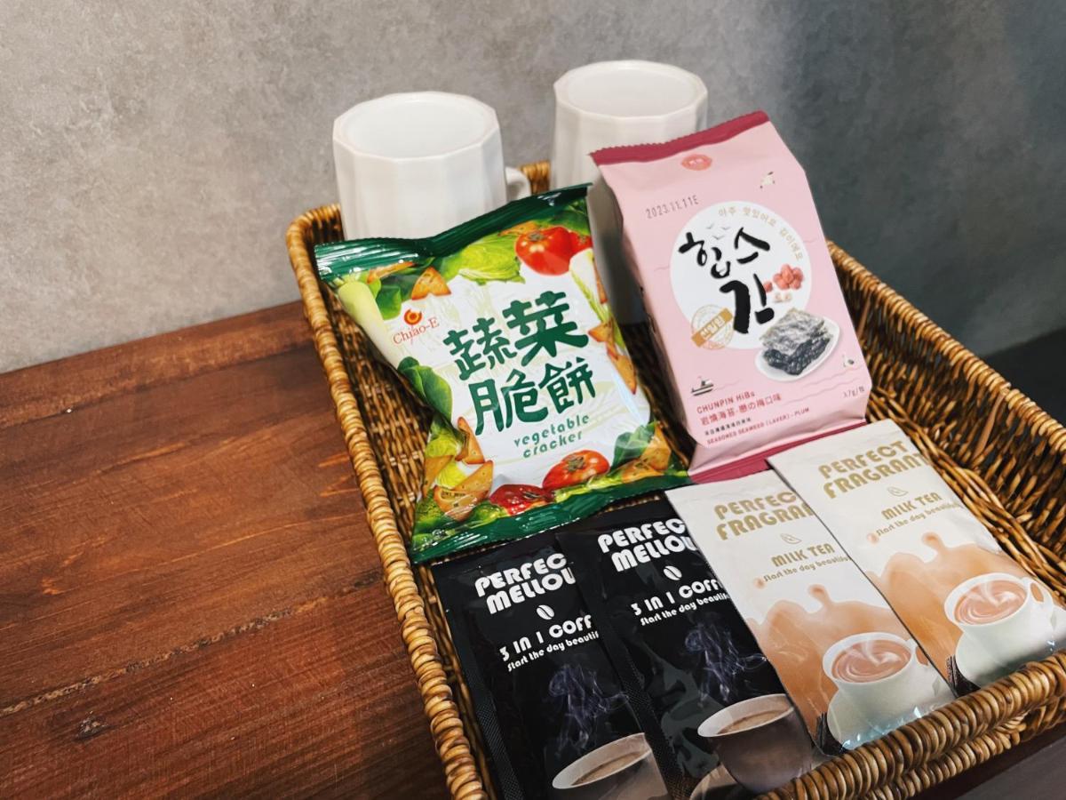 北濱渡日號民宿dotoday Teahouse-自助入住 Chua-lien Exteriér fotografie